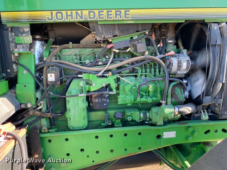 image for item DM8332 1993 John Deere 7800  MFWD tractor
