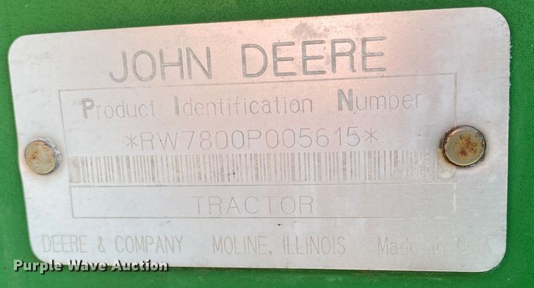 image for item DM8332 1993 John Deere 7800  MFWD tractor