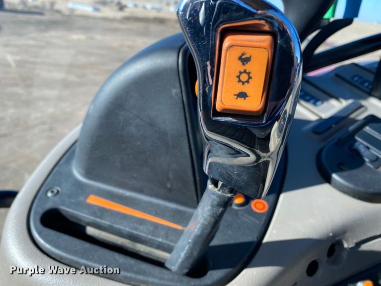 image for item DM8333 2018 Case IH Maxxum 125  MFWD tractor