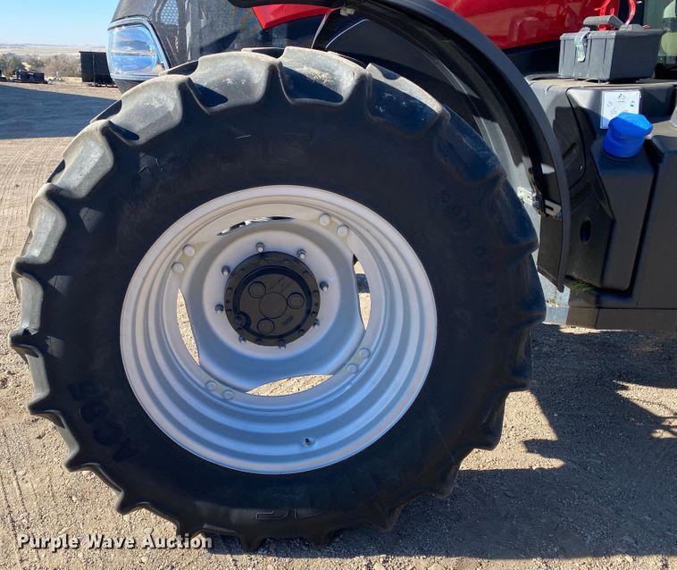 image for item DM8333 2018 Case IH Maxxum 125  MFWD tractor