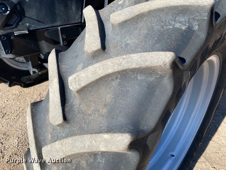 image for item DM8333 2018 Case IH Maxxum 125  MFWD tractor