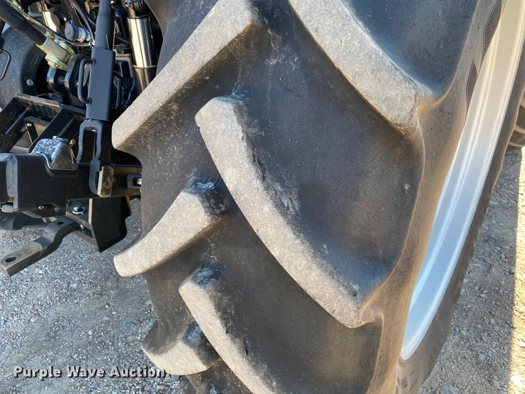 image for item DM8333 2018 Case IH Maxxum 125  MFWD tractor