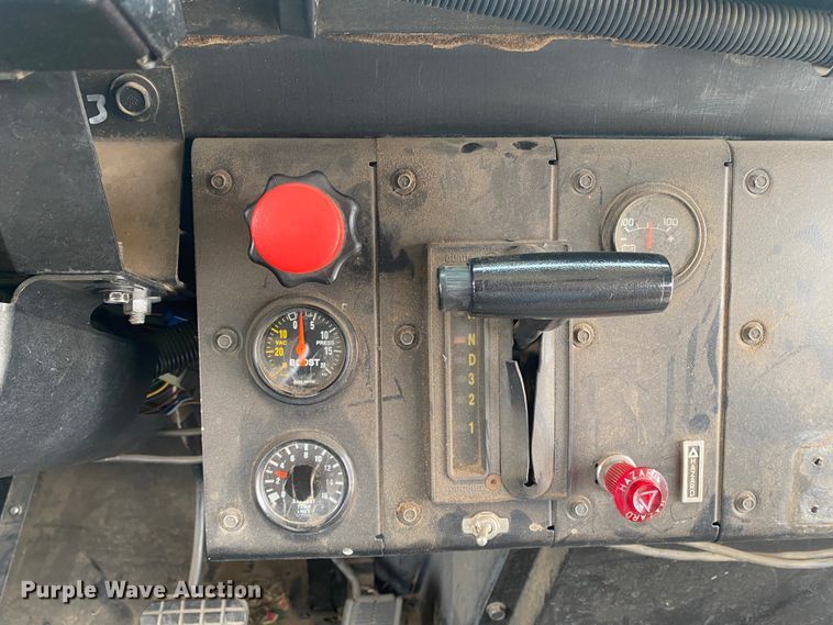 image for item DM8366 1995 Chevrolet Blue Bird  school bus