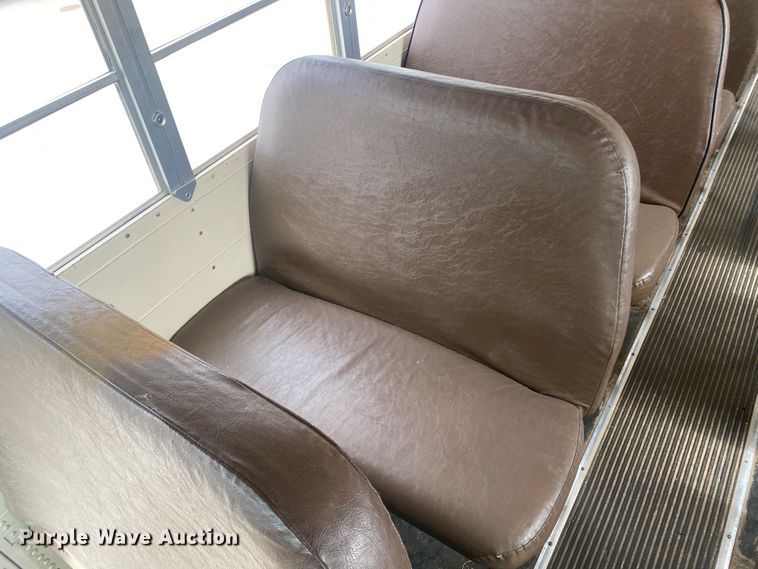 image for item DM8366 1995 Chevrolet Blue Bird  school bus