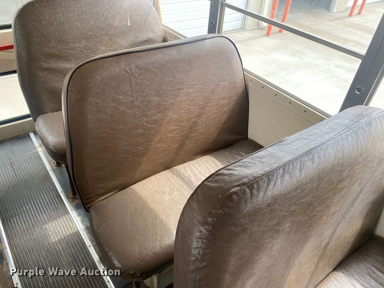 image for item DM8366 1995 Chevrolet Blue Bird  school bus