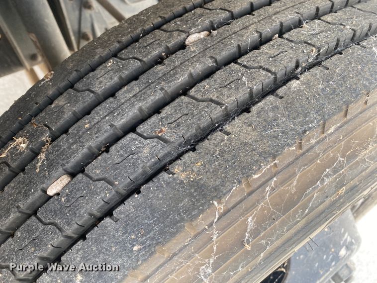 image for item DM8366 1995 Chevrolet Blue Bird  school bus