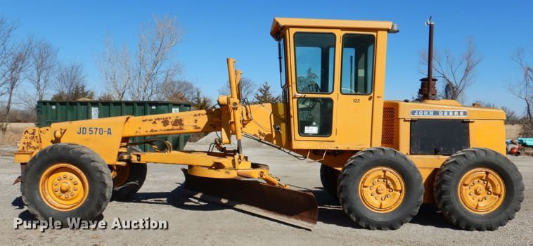 image for item DN1329 1981 John Deere 570A  motor grader