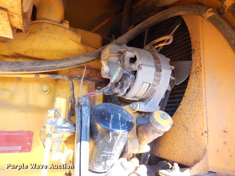 image for item DN1329 1981 John Deere 570A  motor grader