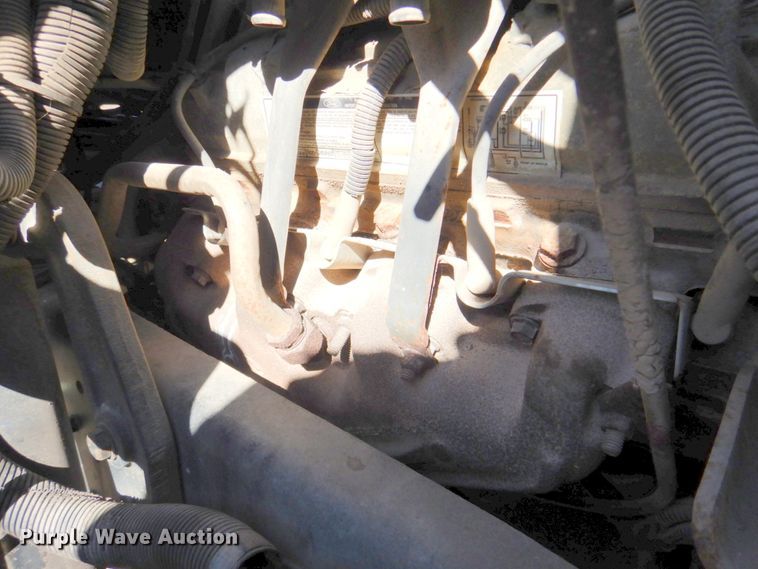 image for item DN1330 1995 Ford F700  water truck