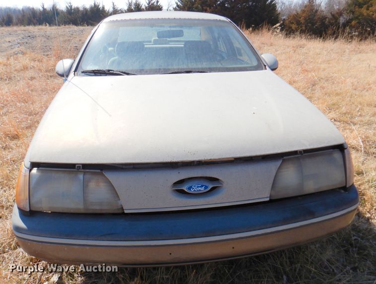 image for item DN1345 1988 Ford Taurus
