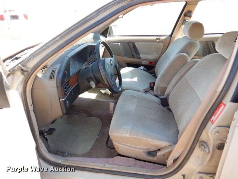 image for item DN1345 1988 Ford Taurus