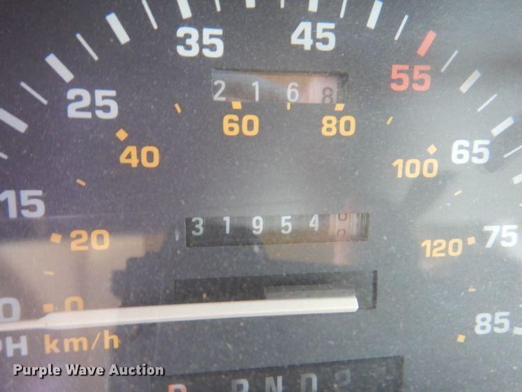 image for item DN1345 1988 Ford Taurus