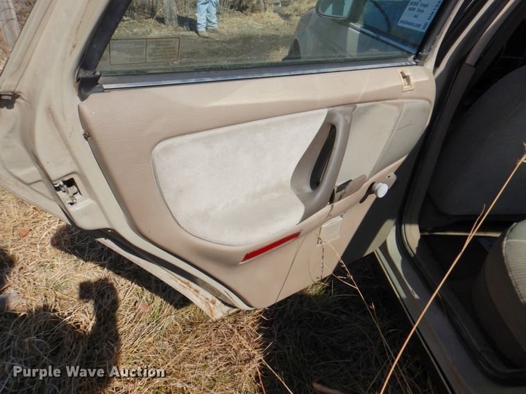 image for item DN1345 1988 Ford Taurus