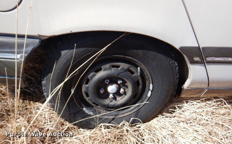 image for item DN1345 1988 Ford Taurus