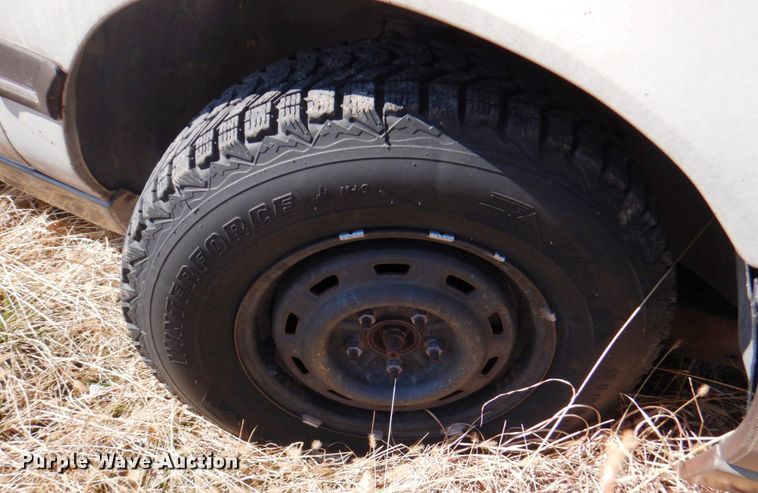 image for item DN1345 1988 Ford Taurus