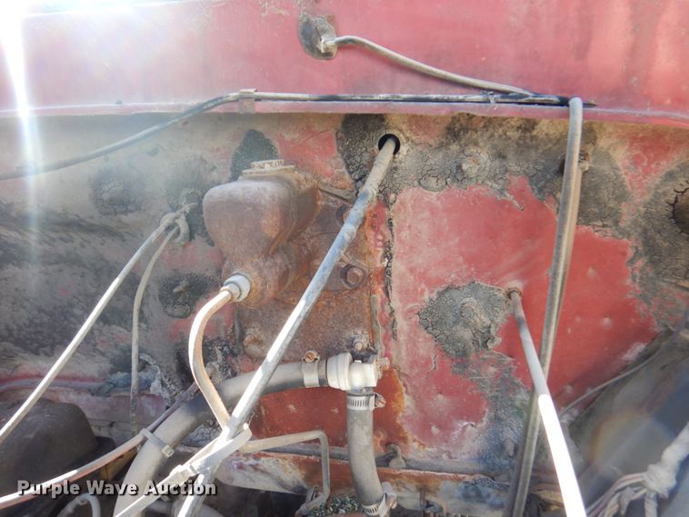 image for item DN1347 1971 Ford F600  flatbed truck