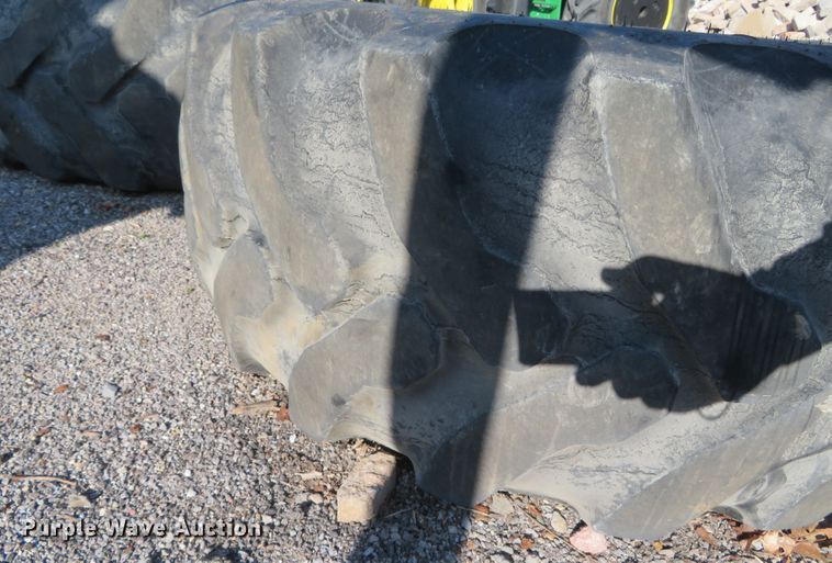 image for item DN7907 (2) Goodyear 19.5L-24 tires