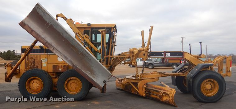 image for item DP3667 2003 Caterpillar 140H  motor grader