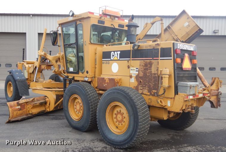 image for item DP3667 2003 Caterpillar 140H  motor grader