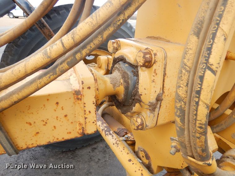 image for item DP3667 2003 Caterpillar 140H  motor grader