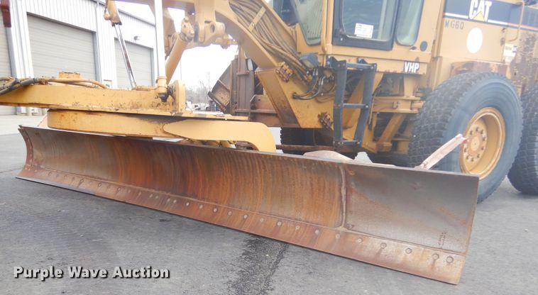 image for item DP3667 2003 Caterpillar 140H  motor grader