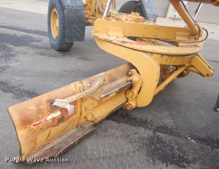 image for item DP3667 2003 Caterpillar 140H  motor grader