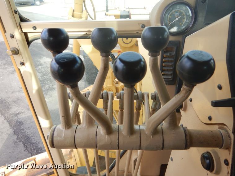 image for item DP3667 2003 Caterpillar 140H  motor grader