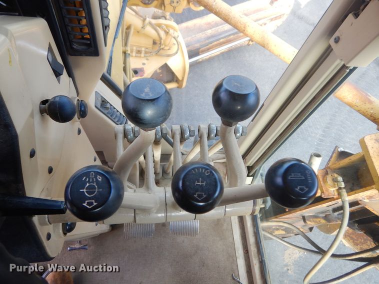 image for item DP3667 2003 Caterpillar 140H  motor grader