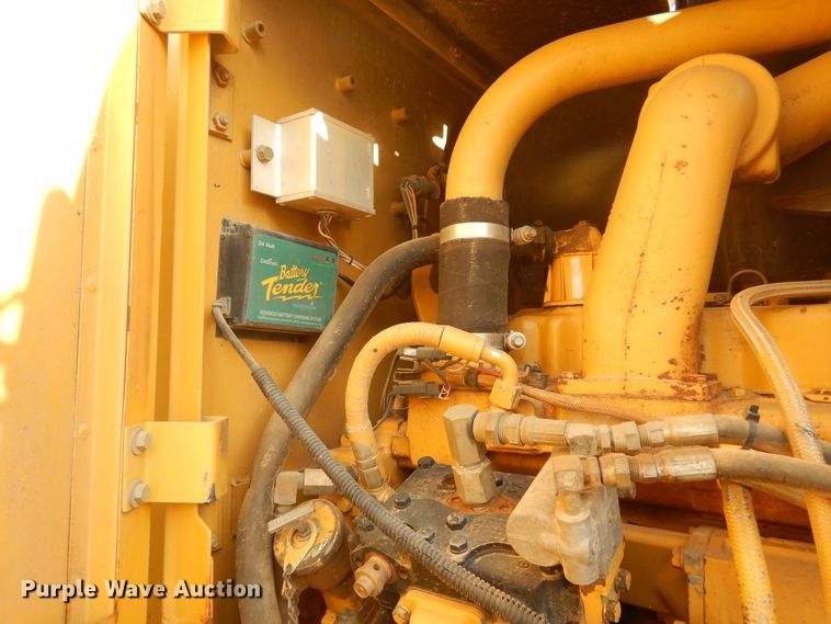 image for item DP3667 2003 Caterpillar 140H  motor grader