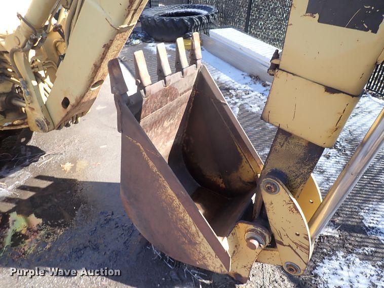 image for item DS7012 1991 Caterpillar 416  backhoe