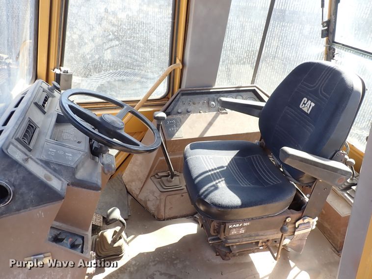 image for item DS7012 1991 Caterpillar 416  backhoe