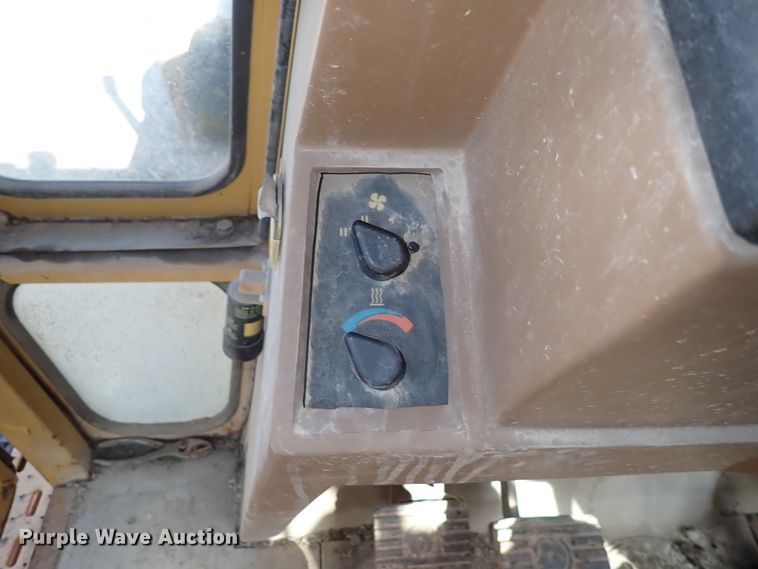 image for item DS7012 1991 Caterpillar 416  backhoe