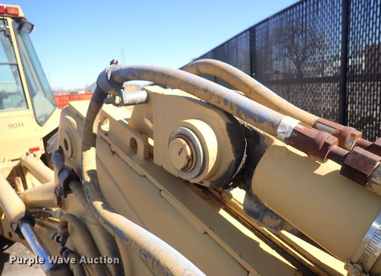 image for item DS7012 1991 Caterpillar 416  backhoe