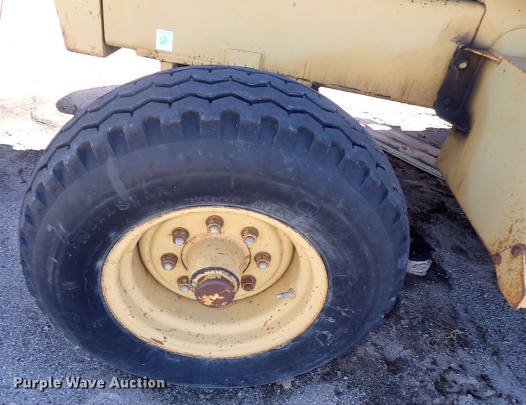 image for item DS7012 1991 Caterpillar 416  backhoe