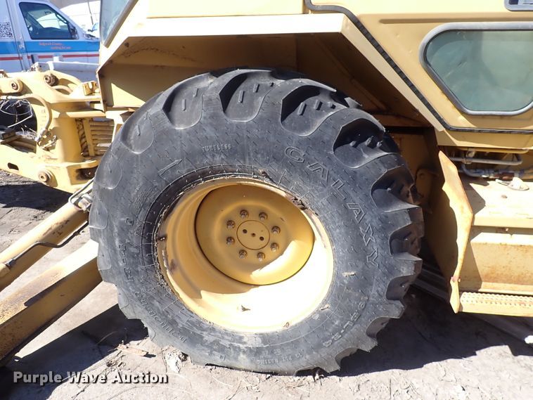 image for item DS7012 1991 Caterpillar 416  backhoe