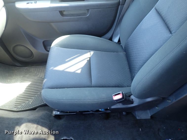 image for item DS7024 2012 Chevrolet Tahoe Police  SUV