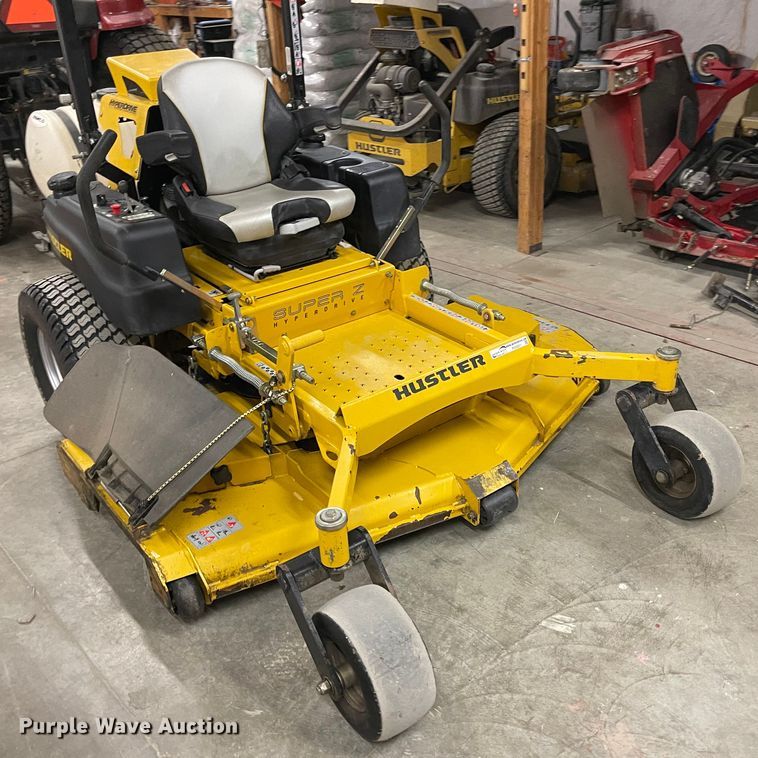 image for item FV9251 2015 Hustler 934349  ZTR lawn mower