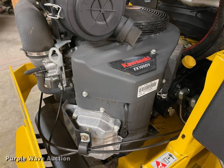 image for item FV9251 2015 Hustler 934349  ZTR lawn mower