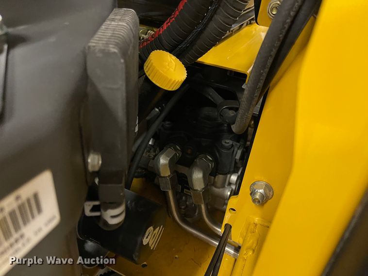 image for item FV9251 2015 Hustler 934349  ZTR lawn mower