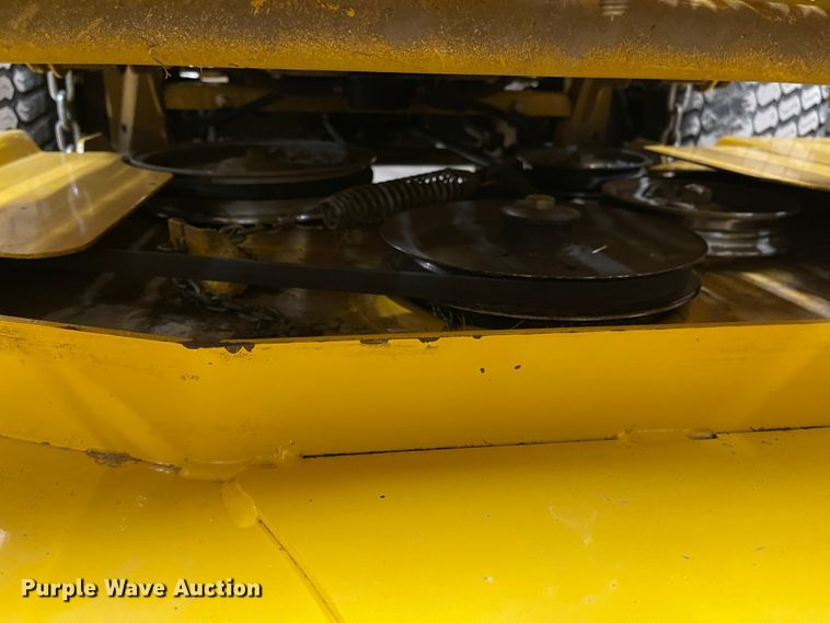 image for item FV9251 2015 Hustler 934349  ZTR lawn mower