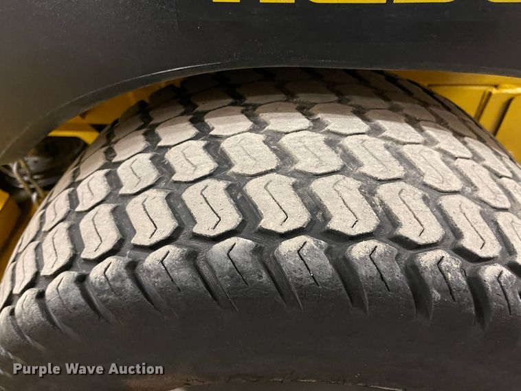 image for item FV9251 2015 Hustler 934349  ZTR lawn mower