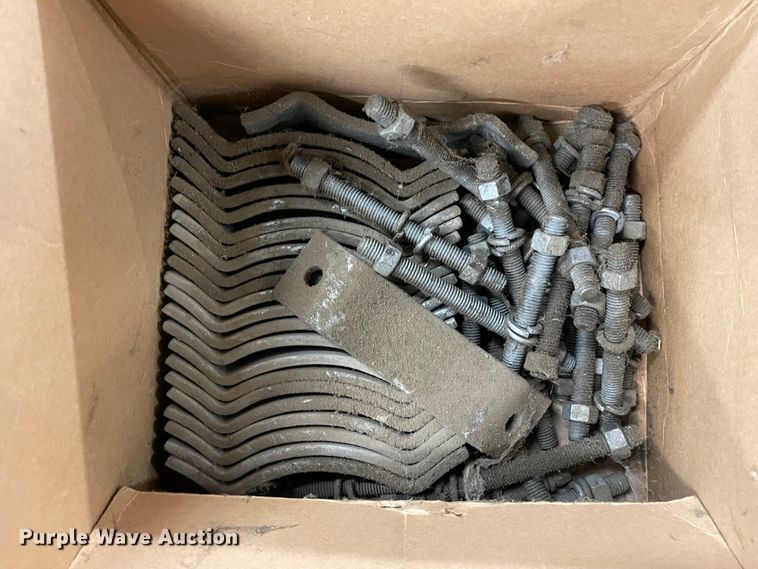 image for item FV9252 (6) light fixtures