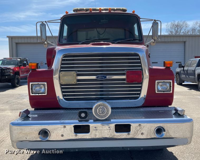 image for item FV9256 1994 Ford LNT9000  pumper fire truck