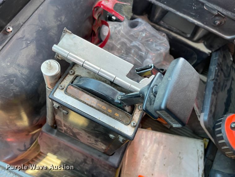 image for item FV9256 1994 Ford LNT9000  pumper fire truck