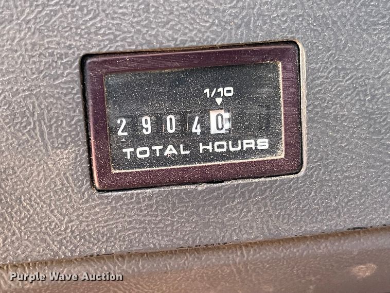 image for item FV9256 1994 Ford LNT9000  pumper fire truck