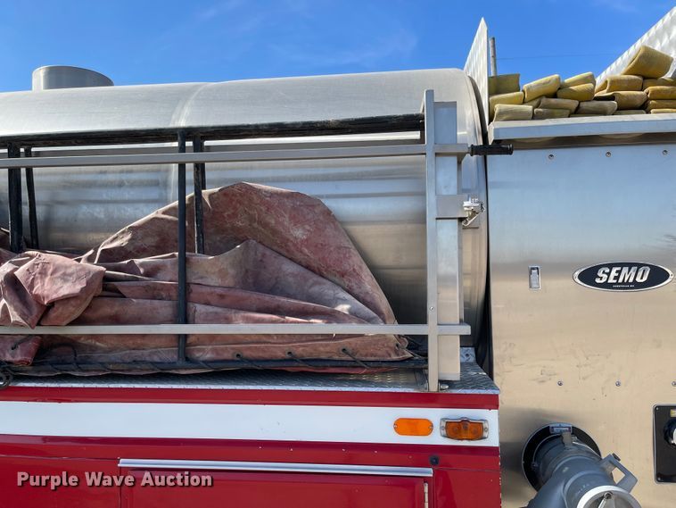 image for item FV9256 1994 Ford LNT9000  pumper fire truck