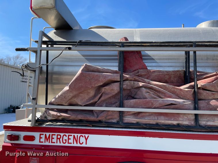 image for item FV9256 1994 Ford LNT9000  pumper fire truck