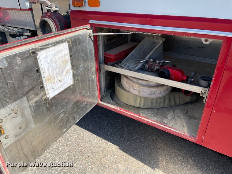 image for item FV9256 1994 Ford LNT9000  pumper fire truck