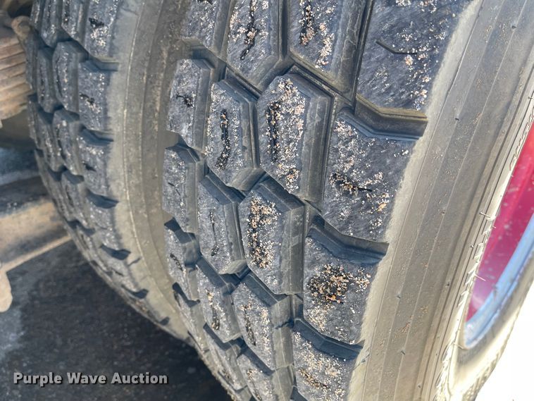 image for item FV9256 1994 Ford LNT9000  pumper fire truck