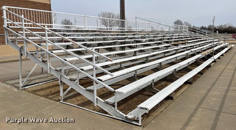 image for item FV9284 Bleachers